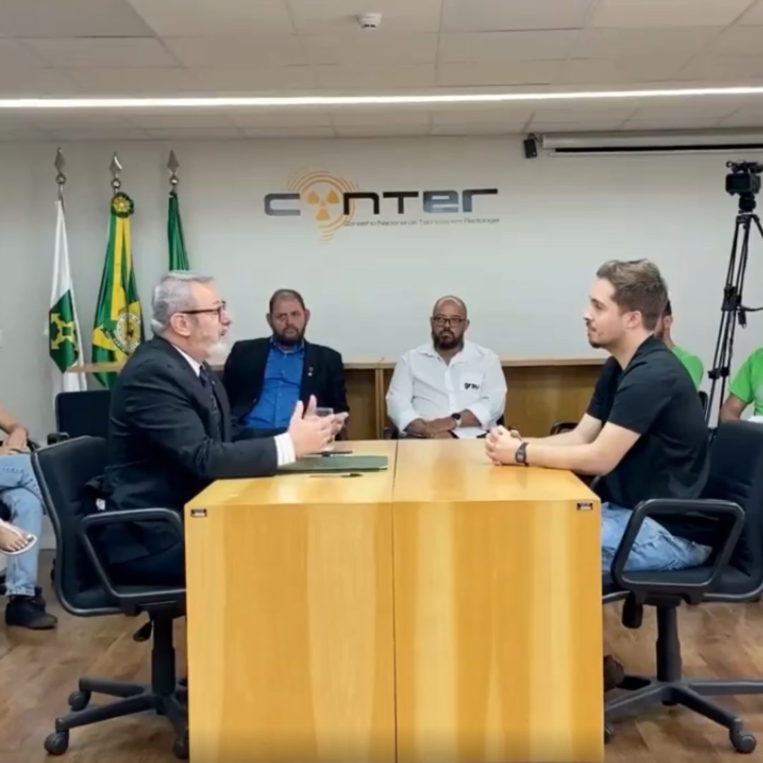 CONTER recebe alunos e profissionais: diálogo sobre o futuro da Radiologia no Brasil